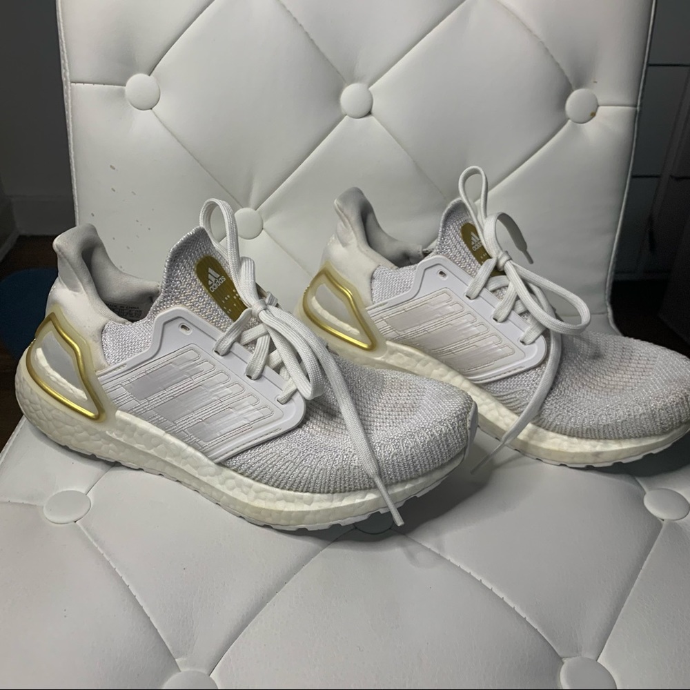 Adidas Ultra Boost white/gold sneakers